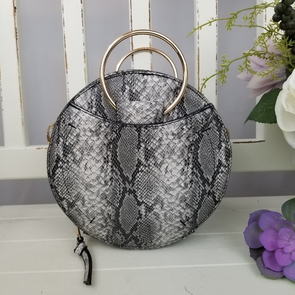 (White and Snakeskin print) circle, round purses - Picture 8 of 8